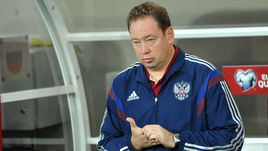 В новом году Леониду СЛУЦКОМУ придется сделать нелегкий выбор.