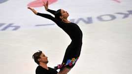 Пятница. Екатеринбург. Елена ИЛЬИНЫХ и Руслан ЖИГАНШИН.