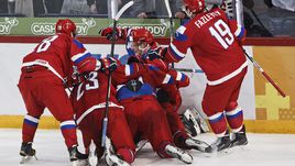 Вторник. Хельсинки. Россия - Финляндия - 3:4 ОТ. Только что Андрей СВЕТЛАКОВ провел гол за шесть секунд до финальной сирены. Но этого было мало.