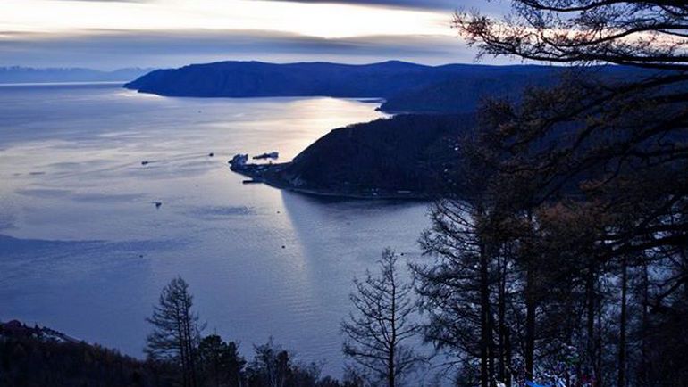 Озеро Байкал. Фото www.facebook.com Озеро Байкал. Фото www.facebook.com