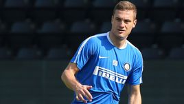 Неманья ВИДИЧ покинул