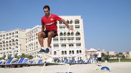 Январь. Абу-Даби. Роман ШИРОКОВ на тренировке