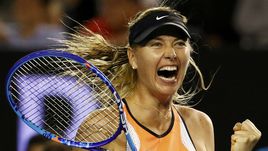 Воскресенье. Мельбурн. Мария ШАРАПОВА празднует победу над Белиндой Бенчич.