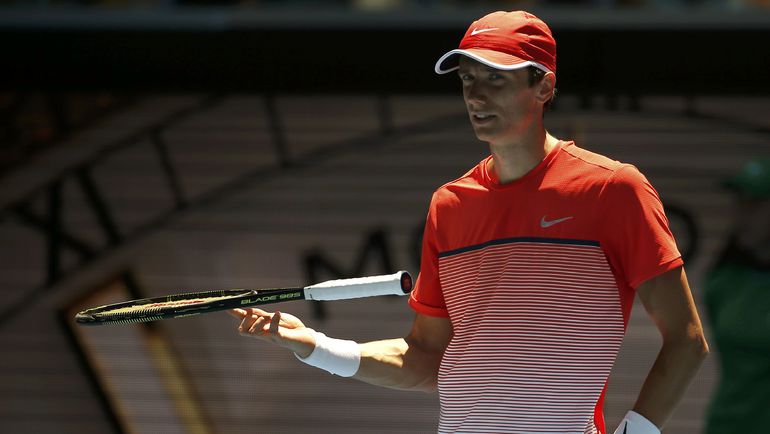 Понедельник. Мельбурн. Андрей КУЗНЕЦОВ в матче с Гаэлем Монфисом. Фото REUTERS Понедельник. Мельбурн. Андрей КУЗНЕЦОВ в матче с Гаэлем Монфисом. Фото REUTERS