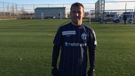 Александр КЕРЖАКОВ открыл счет голам за