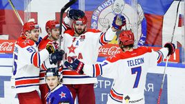 Понедельник. Санкт-Петербург. СКА – ЦСКА – 2:3. Московские армейцы празднуют победу.