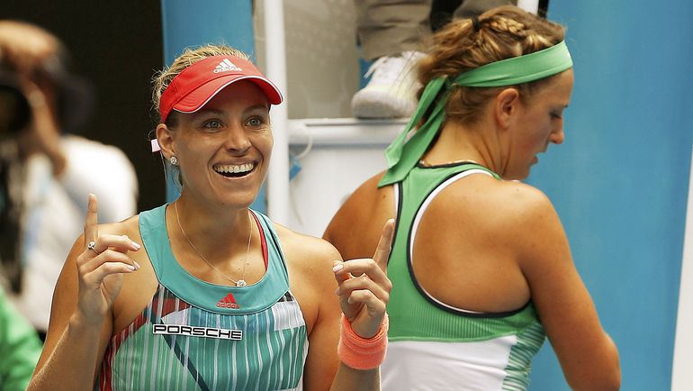 Ангелик КЕРБЕР (слева) празднует победу над Викторией АЗАРЕНКО. Фото AFP Ангелик КЕРБЕР (слева) празднует победу над Викторией АЗАРЕНКО. Фото AFP