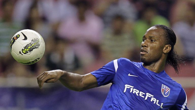 В Китае играл Дидье ДРОГБА. Фото REUTERS В Китае играл Дидье ДРОГБА. Фото REUTERS