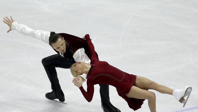 Сегодня. Братислава. Максим ТРАНЬКОВ и Татьяна ВОЛОСОЖАР. Фото AFP Сегодня. Братислава. Максим ТРАНЬКОВ и Татьяна ВОЛОСОЖАР. Фото AFP
