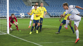 Понедельник. Фару.