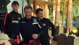 Сегодня. Марбелья. Егор ТИТОВ, Андрей ТИХОНОВ и Дмитрий АЛЕНИЧЕВ (слева направо) на тренировке