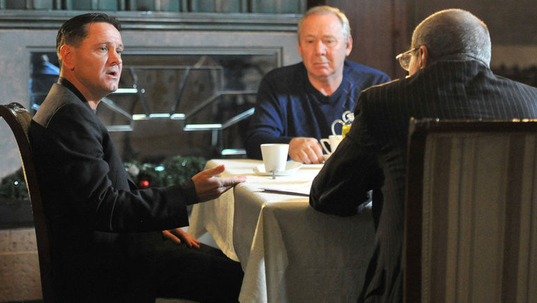 Дмитрий АЛЕНИЧЕВ и Олег РОМАНЦЕВ на съемках передачи Александра ЛЬВОВА. Фото Татьяна ДОРОГУТИНА Дмитрий АЛЕНИЧЕВ и Олег РОМАНЦЕВ на съемках передачи Александра ЛЬВОВА. Фото Татьяна ДОРОГУТИНА