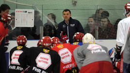 Понедельник. Новогорск. Олег ЗНАРОК на тренировке сборной России.