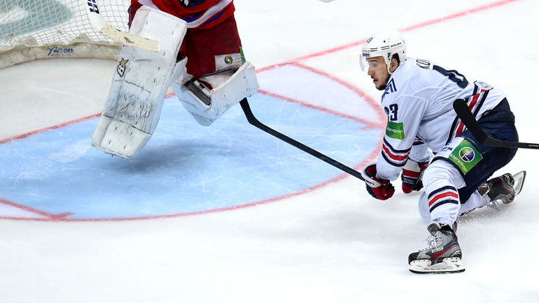 Ян КОВАРЖ. Фото Владимир БЕЗЗУБОВ, photo.khl.ru Ян КОВАРЖ. Фото Владимир БЕЗЗУБОВ, photo.khl.ru