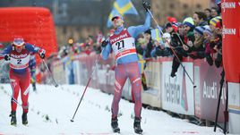 Сегодня. Стокгольм. Никита КРЮКОВ (№27) выигрывает спринт.