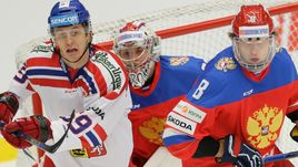 Вчера. Тршинец. Чехия - Россия - 3:2 Б. Зият ПАЙГИН (№ 8) у ворот Ильи СОРОКИНА.