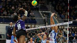 "Уралочка" проиграла первый матч плей-офф Лиги чемпионов