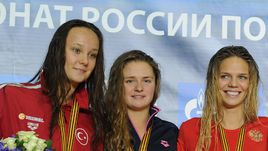 Виктория ГЮНЕШ-СОЛНЦЕВА (слева) идет по стопам самой известной воспитанницы тренера Вятчаниной - чемпионки мира Юлии ЕФИМОВОЙ (справа).