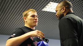 Федор ЧУДИНОВ и Рой ДЖОНС.