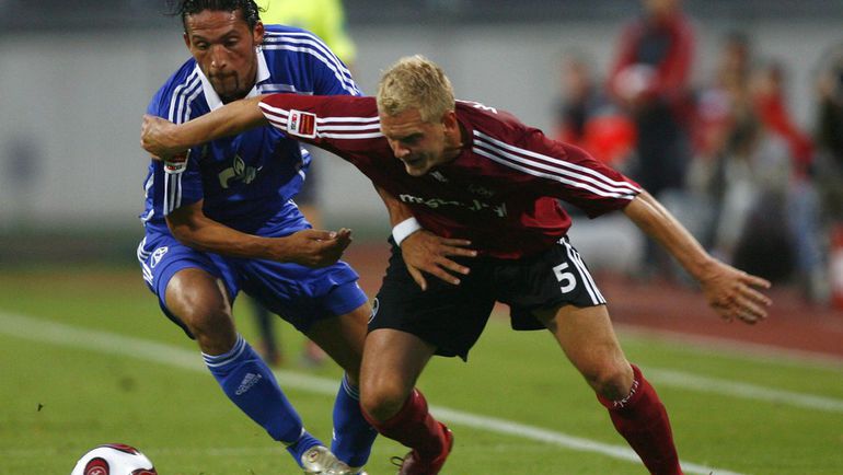 Андреас ВОЛЬФ (справа) против Кевина КУРАНЬИ. Фото REUTERS Андреас ВОЛЬФ (справа) против Кевина КУРАНЬИ. Фото REUTERS