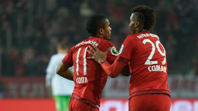 ДУГЛАС КОСТА и Кингсли КОМАН. Фото REUTERS ДУГЛАС КОСТА и Кингсли КОМАН. Фото REUTERS