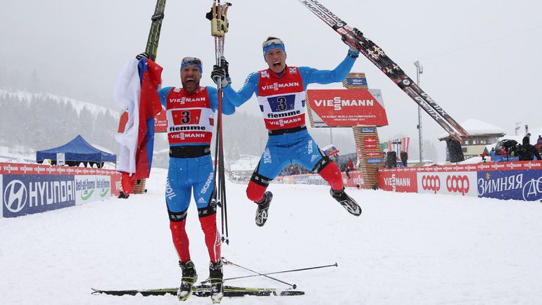 24 февраля 2013 года. Валь-ди-Фьемме. Как вы думаете, кто больше рад этой победе - Никита КРЮКОВ (справа) или Алексей ПЕТУХОВ? Фото AFP 24 февраля 2013 года. Валь-ди-Фьемме. Как вы думаете, кто больше рад этой победе - Никита КРЮКОВ (справа) или Алексей ПЕТУХОВ? Фото AFP