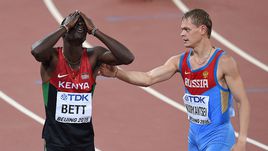 Этим летом россиянин Денис КУДРЯВЦЕВ (справа) может выступить в одной команде с кенийцем Николасом БЕТТОМ.