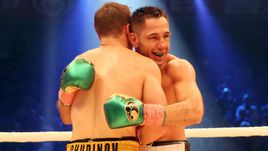 20 февраля. Оберхаузен. Феликс ШТУРМ (справа) и Федор ЧУДИНОВ после боя.