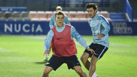 10 февраля. Бенидорм. Александр КОКОРИН (слева) и Юрий ЖИРКОВ на тренировке