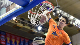 Сборной Франции Десятников забил больше, чем студентам