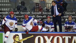 Евгений МАЛКИН (слева) и Олег ЗНАРОК (второй справа).