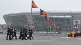 Декабрь 2011 года. Донецк. Так стадион "Шахтера" выглядел за полгода до Euro-2012. Сейчас здесь все по-другому...
