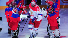 Армеец Александр РАДУЛОВ (в центре) отсутствует в