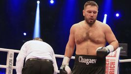 11 июля 2015 года. Магдебург. Свой предыдущий бой против итальянца Франческо Пианеты Руслан ЧАГАЕВ завершил победой уже в первом раунде.