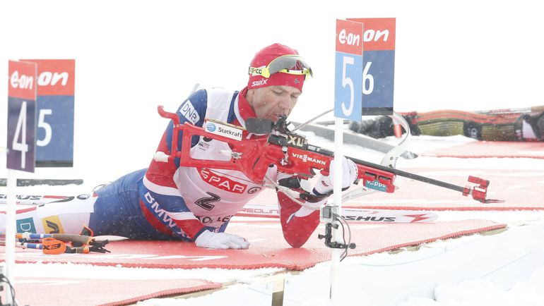 Воскресенье. Холменколлен. Оле Эйнар БЬОРНДАЛЕН. Фото REUTERS Воскресенье. Холменколлен. Оле Эйнар БЬОРНДАЛЕН. Фото REUTERS