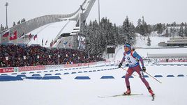 Воскресенье. Холменколлен. Дарья ВИРОЛАЙНЕН.