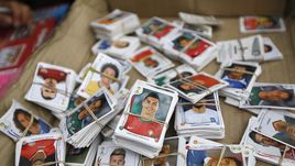 Суровые лица с советских наклеек