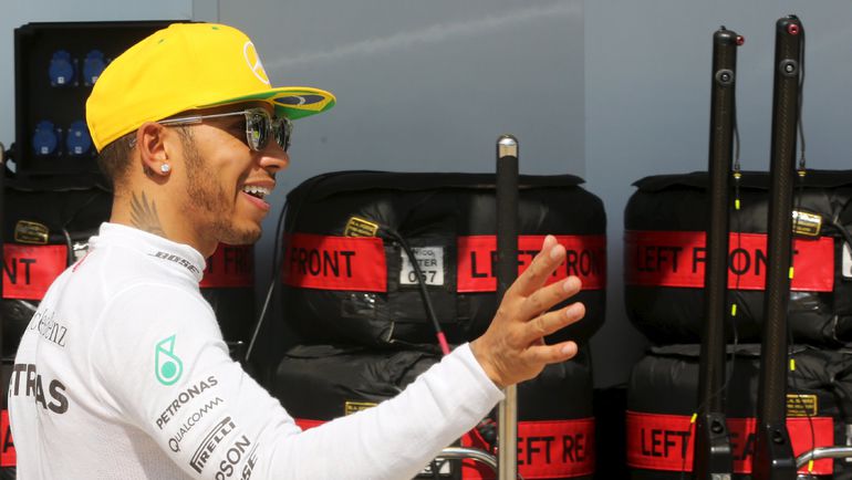 Льюис ХЭМИЛТОН. Фото REUTERS Льюис ХЭМИЛТОН. Фото REUTERS