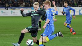 Александр ЗИНЧЕНКО (слева) может стать жертвой большой политической игры.