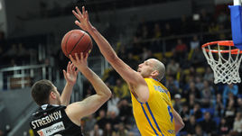 Иван СТРЕБКОВ и Джеймс ОГАСТИН.