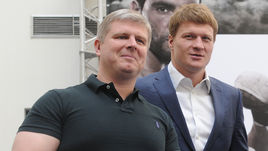 Май 2014 года. Москва. Андрей РЯБИНСКИЙ (слева) и Александр ПОВЕТКИН.