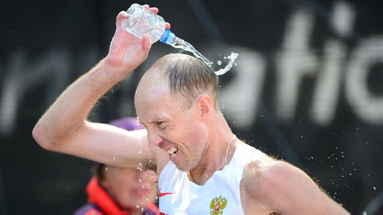 11 августа. Лондон. Сергей КИРДЯПКИН на финише 50-километровой дистанции. Фото AFP 11 августа. Лондон. Сергей КИРДЯПКИН на финише 50-километровой дистанции. Фото AFP