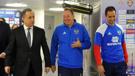 Пятница. Москва. Тушино. Виталий МУТКО, Леонид СЛУЦКИЙ и Роман ШИРОКОВ (слева направо).