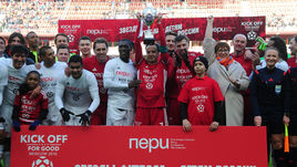 Сегодня. Москва. Черкизово. Россия - Мир - 3:2. Памятное фото участников матча.