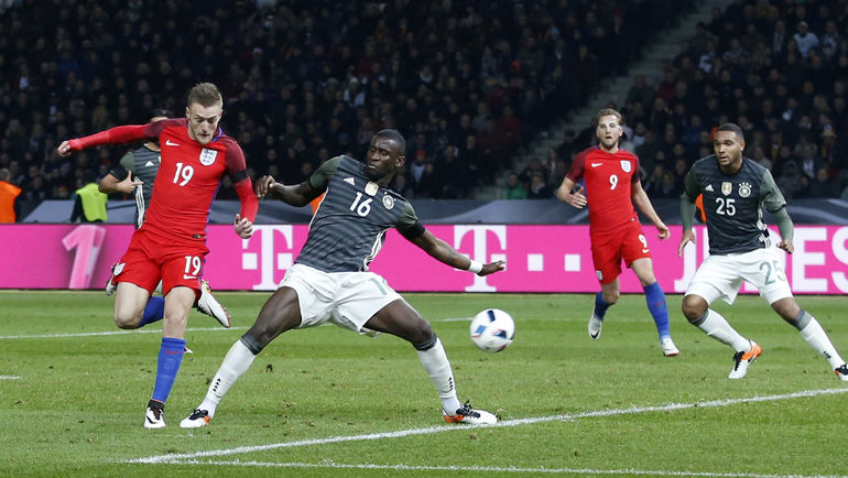 Сегодня. Берлин. Германия - Англия - 2:3. 75-я минута. Гол Джейми ВАРДИ. Фото REUTERS Сегодня. Берлин. Германия - Англия - 2:3. 75-я минута. Гол Джейми ВАРДИ. Фото REUTERS