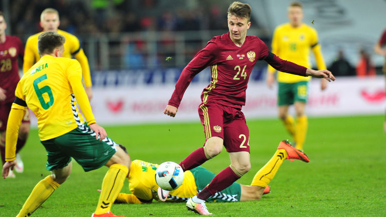 В игре Александр ГОЛОВИН. Фото Александр ФЕДОРОВ, "СЭ" В игре Александр ГОЛОВИН. Фото Александр ФЕДОРОВ, "СЭ"