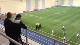 Полиция выручила арбитра матча "Енисей" - "Тосно"