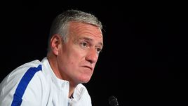 Главный тренер сборной Франции Дидье ДЕШАМ.