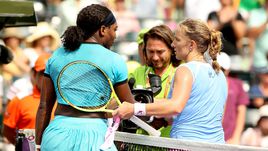 Понедельник. Майами. Светлана КУЗНЕЦОВА (справа) и Серена УИЛЬЯМС.