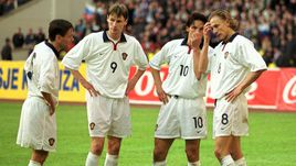 Звезды сборной России на стыке веков – Дмитрий АЛЕНИЧЕВ, Егор ТИТОВ, Александр МОСТОВОЙ и Валерий КАРПИН.